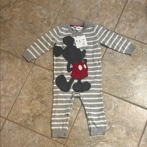 Disney Baby Gap Gray & White Striped Onesie Romper Mickey Soft Sweater 12-18 mon